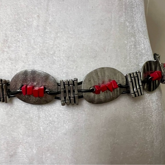 Vintage belt silver toned discs red beads black cords EUC - Picture 3 of 10